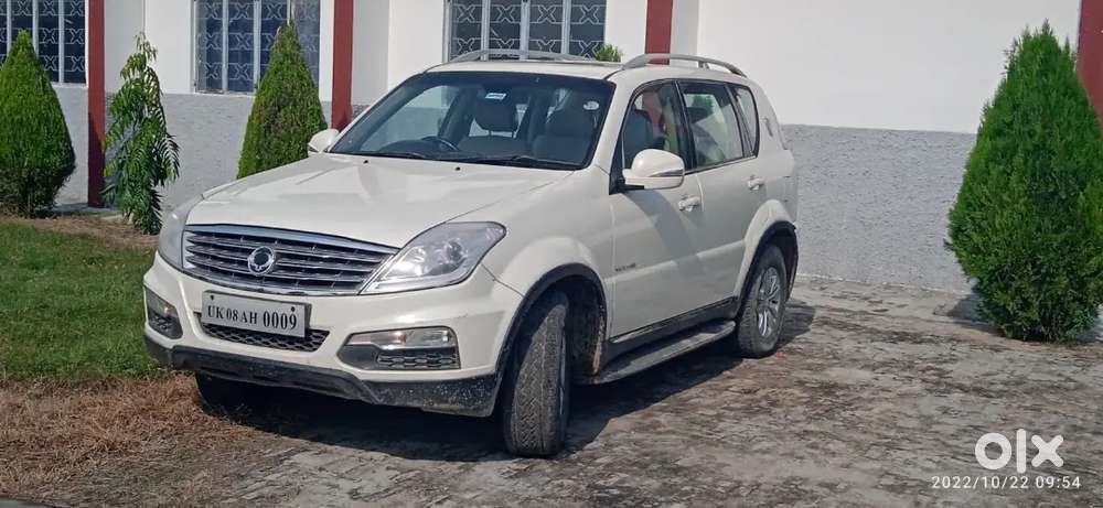 Mahindra Rexton 2014 Diesel 120 Km Driven