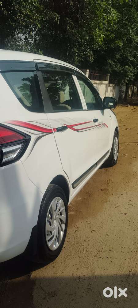 Maruti Suzuki Ertiga Lxi Shvs, 2012, Lpg