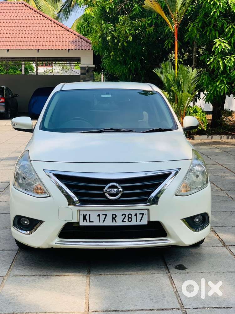 Nissan Sunny 2017 Petrol Well Maintained