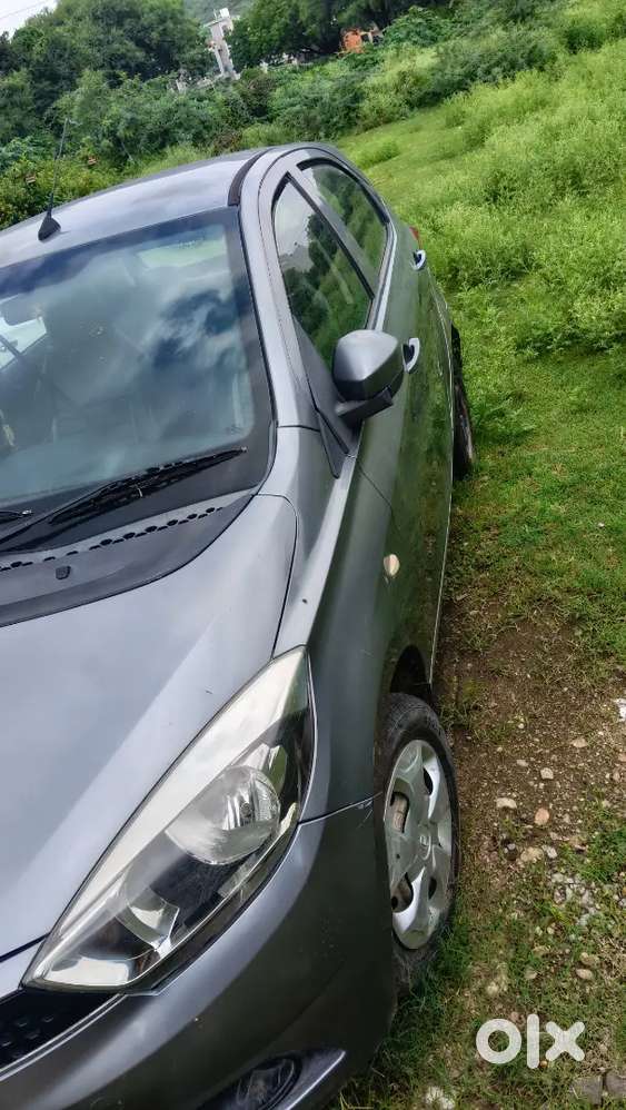 Tata Tiago Revotron 2018