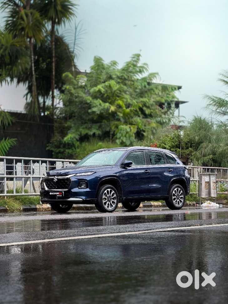 Maruti Suzuki Grand Vitara 1.5 Alpha Plus Intelligent Hybrid Ecvt, 2..