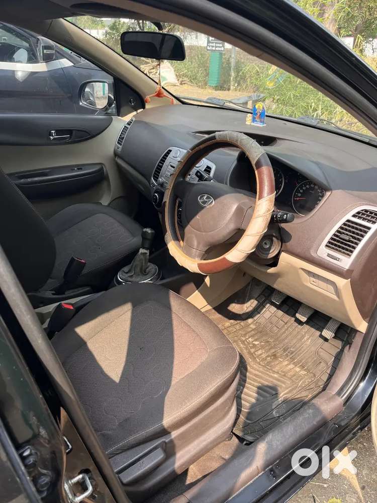 Hyundai I20 2011 Petrol Well Maintained