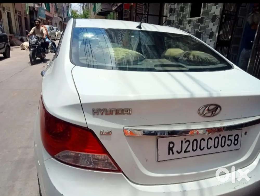 Hyundai Verna Sx 2011