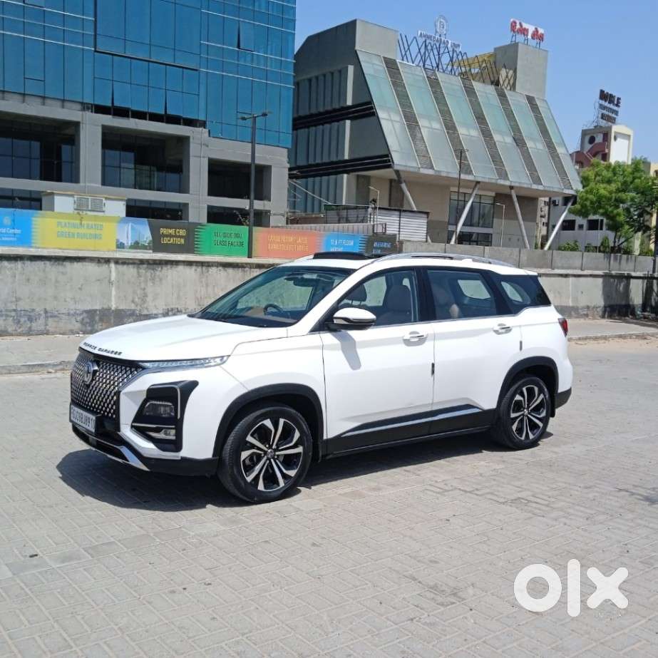 Mg Hector Plus Sharp Pro 1.5 Turbo Petrol Cvt 6 Str, 2025, Petrol