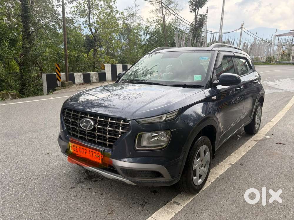 Hyundai Venue Petrol 2021
