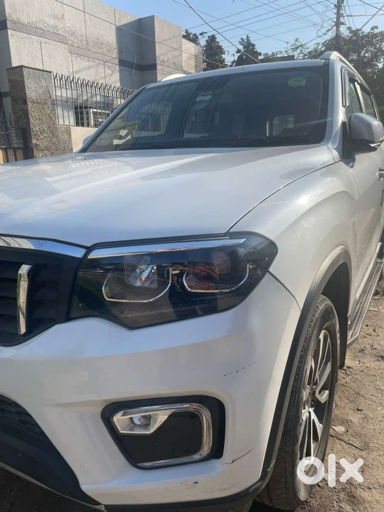 Mahindra Scorpio-n Petrol 2023 Km 41200