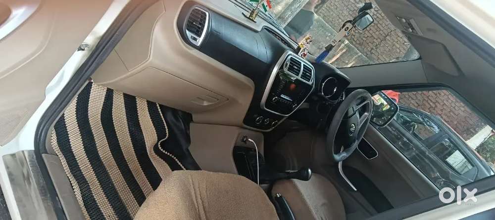 Mahindra Tuv 300 2016 Diesel Well Maintained
