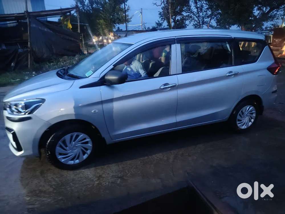 Maruti Suzuki Ertiga Lxi 2023
