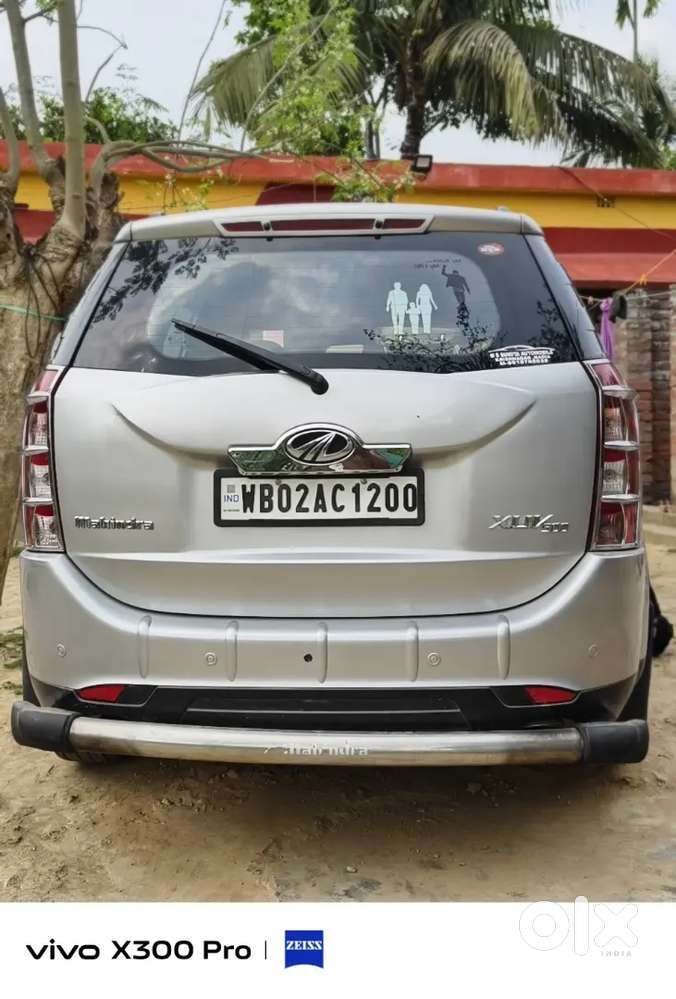 Mahindra Xuv500 2013 Diesel 70961 Km Driven