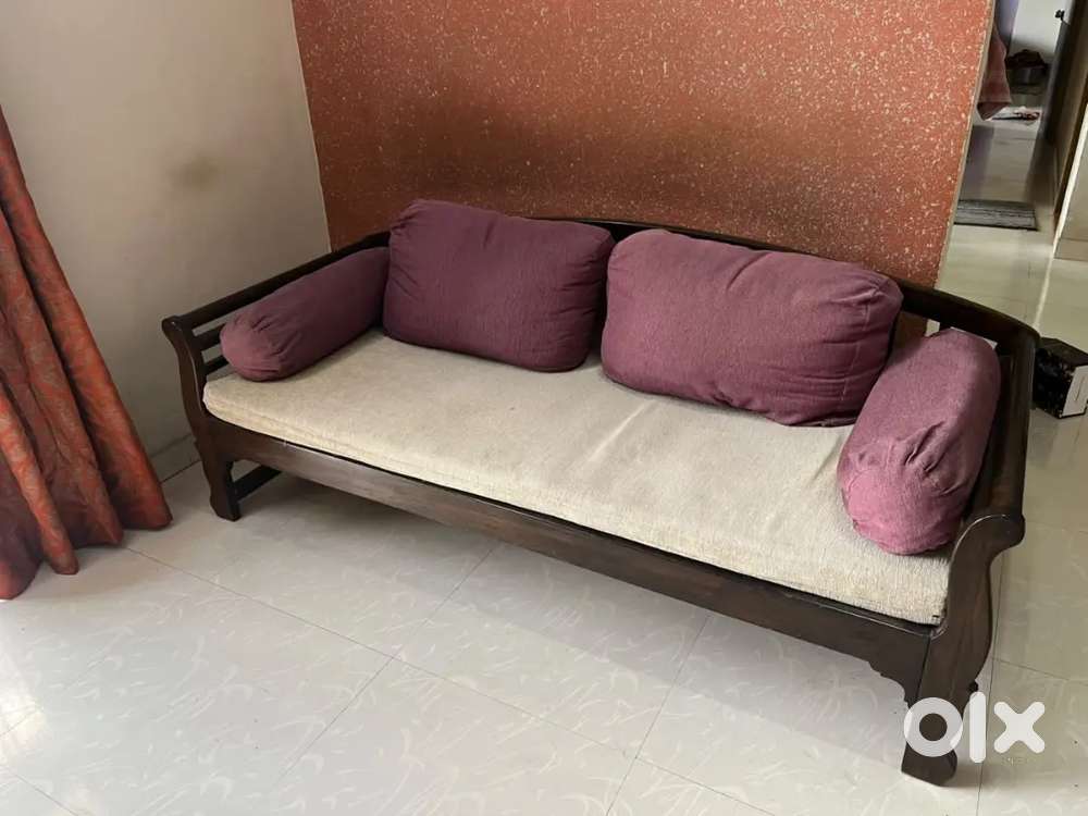 Sofa set 3+2 seater + center table and queen size mattress