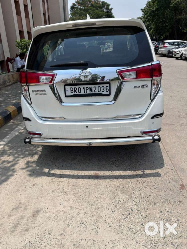 Toyota Innova Crysta 2022 Diesel Well Maintained