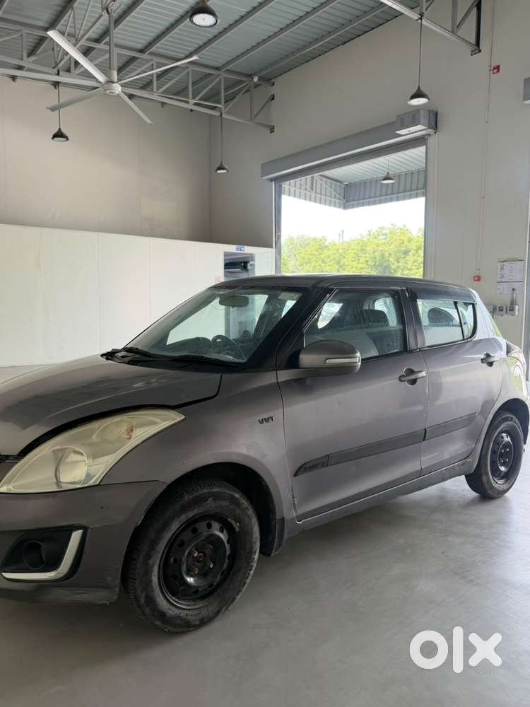 Maruti Suzuki Swift 1.2 Vxi (o), 2014, Petrol