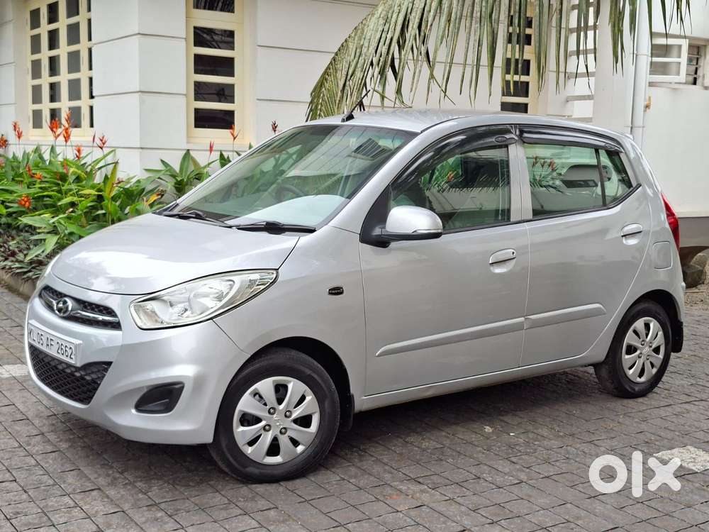 Hyundai I10 Sportz At, 2012, Petrol