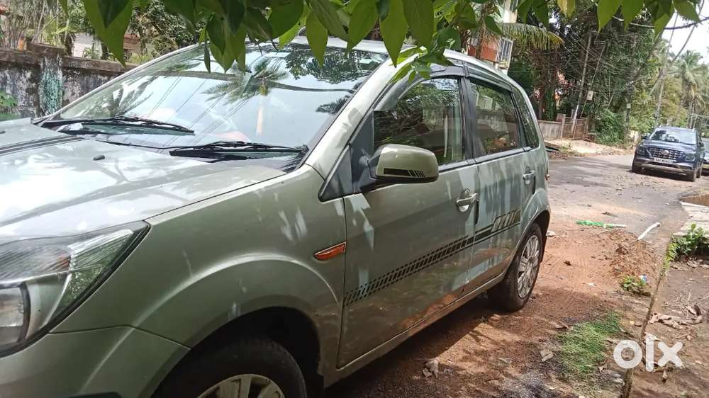 Ford Figo 2010 Petrol 115000 Km Driven