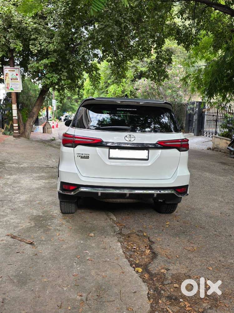 Toyota Fortuner Leader 2025