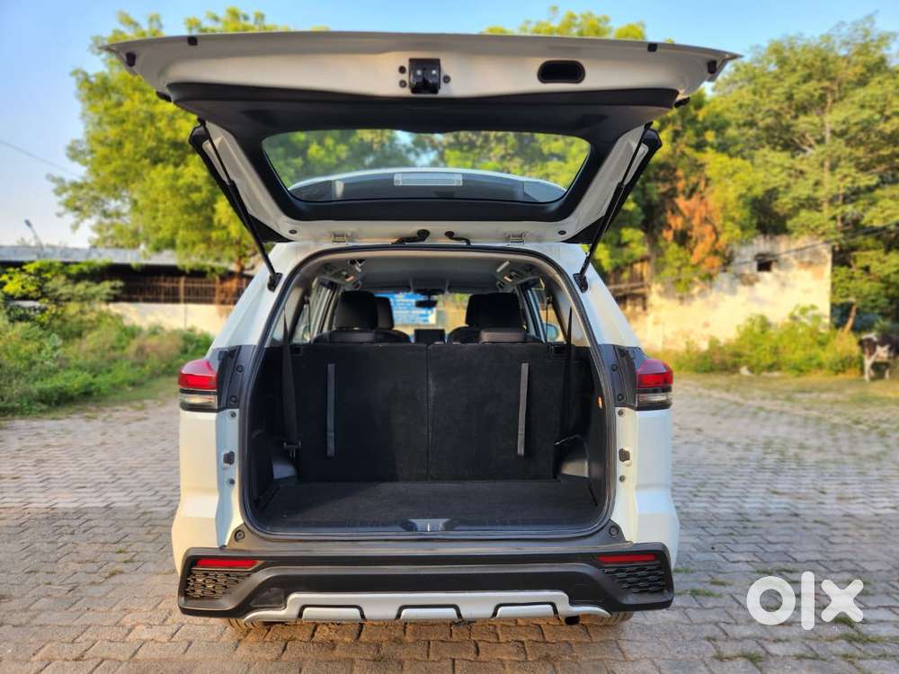 Maruti Suzuki Invicto Zeta Plus 7str, 2024, Petrol