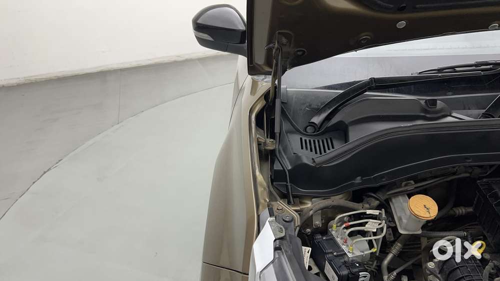 Tata Punch 1.2 Revotron Creative Amt Dual Tone, 2022, Petrol