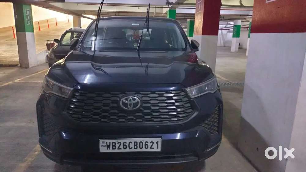 Toyota Innova Hycross 2024 Petrol