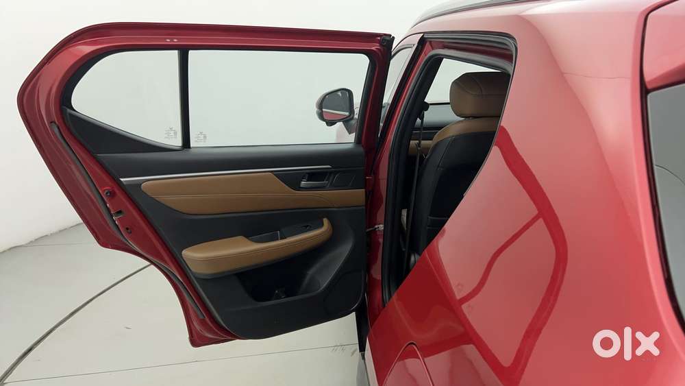 Honda Elevate Zx Mt, 2023, Petrol