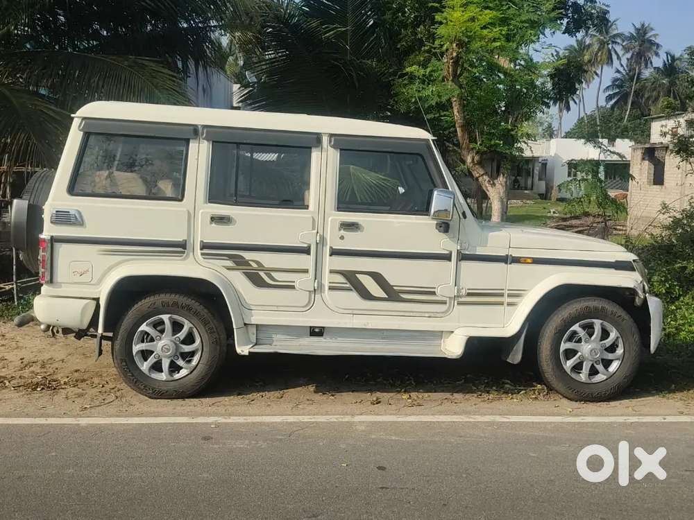 Mahindra Bolero Neo 2015