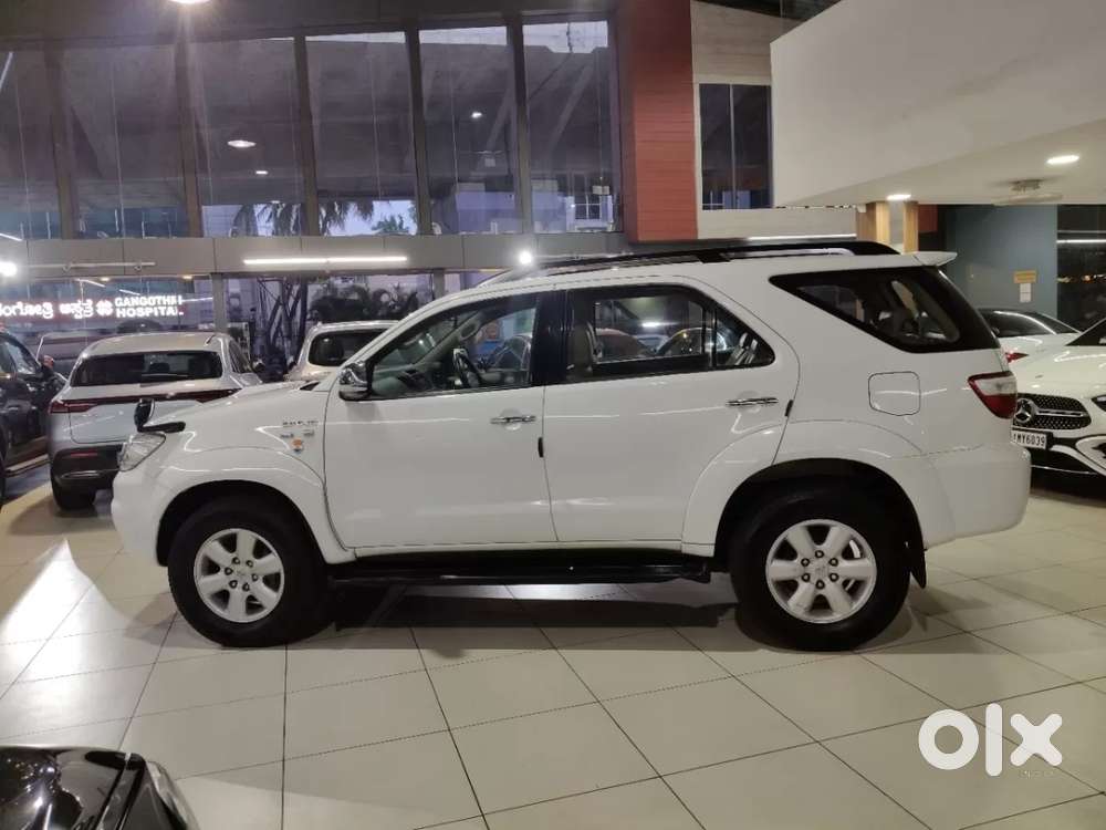 Toyota Fortuner, 2011, Diesel