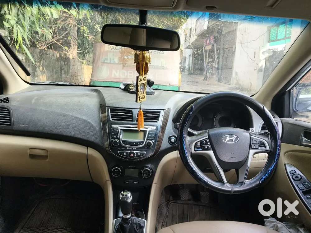 Hyundai Verna Fluidic 2011