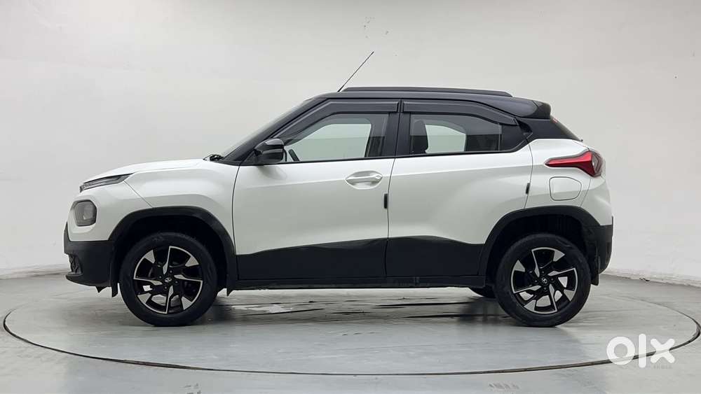 Tata Punch 1.2 Revotron Creative Dual Tone, 2023, Petrol