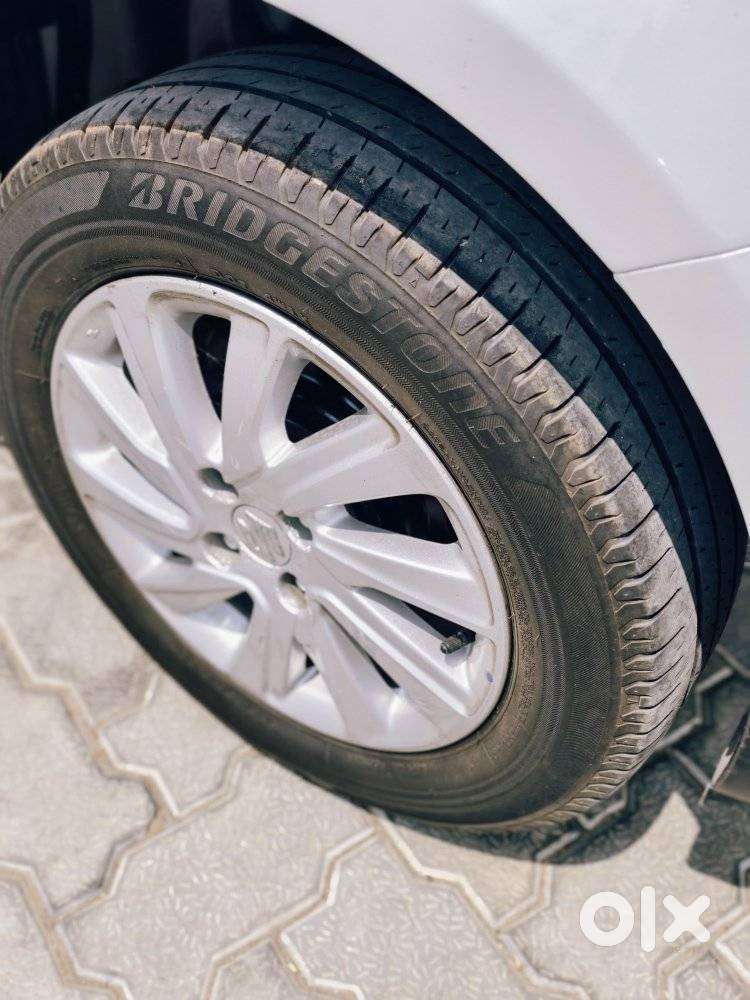 Maruti Suzuki Swift Dzire Zxi 1.2, 2016, Petrol