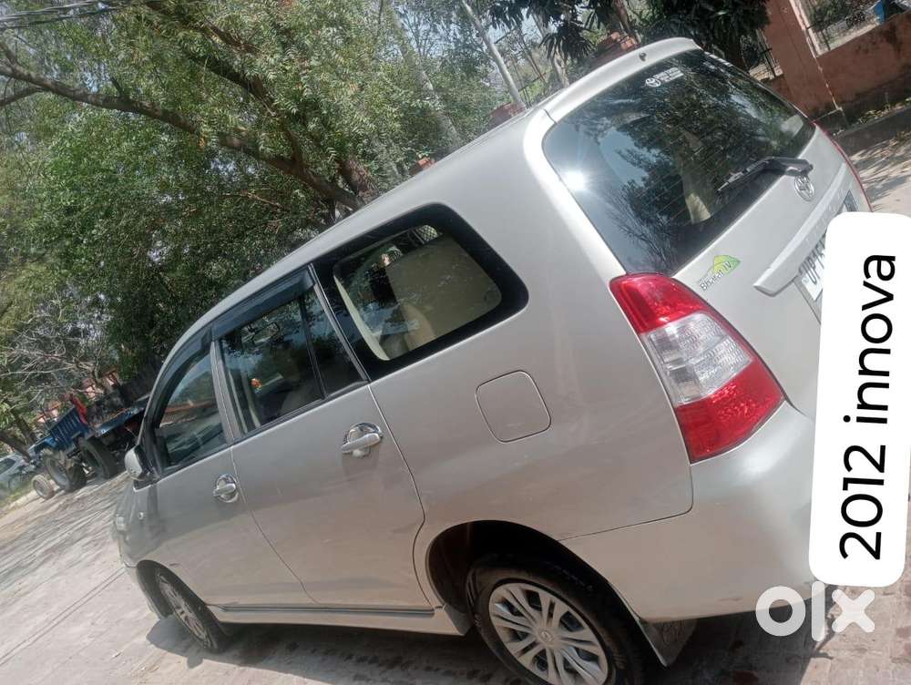 Toyota Innova 2.5 Gx 8 Seater Limited Edition, 2012, Diesel