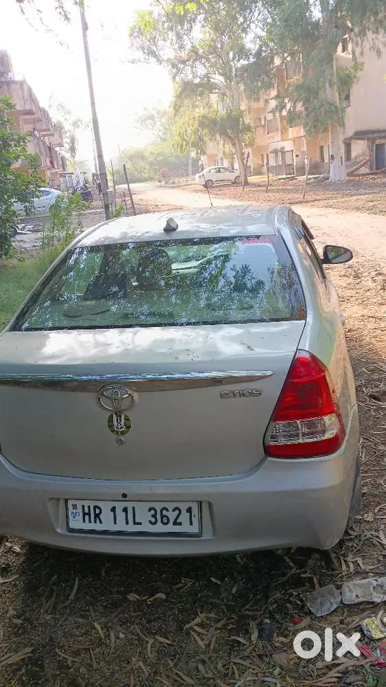 Gadi Bilkul Clean H