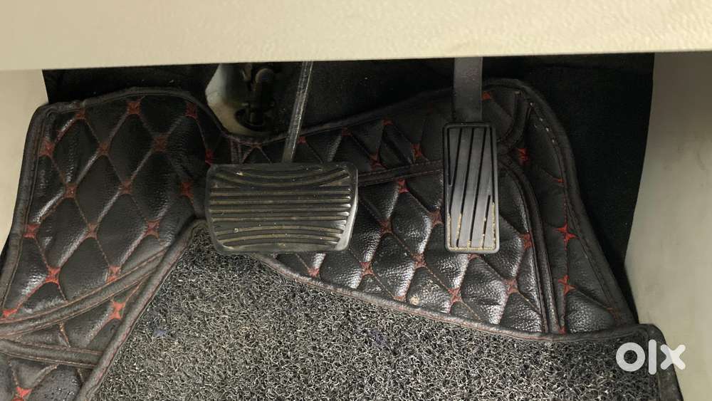 Mahindra Xuv300 W6 Amt Diesel, 2022, Diesel
