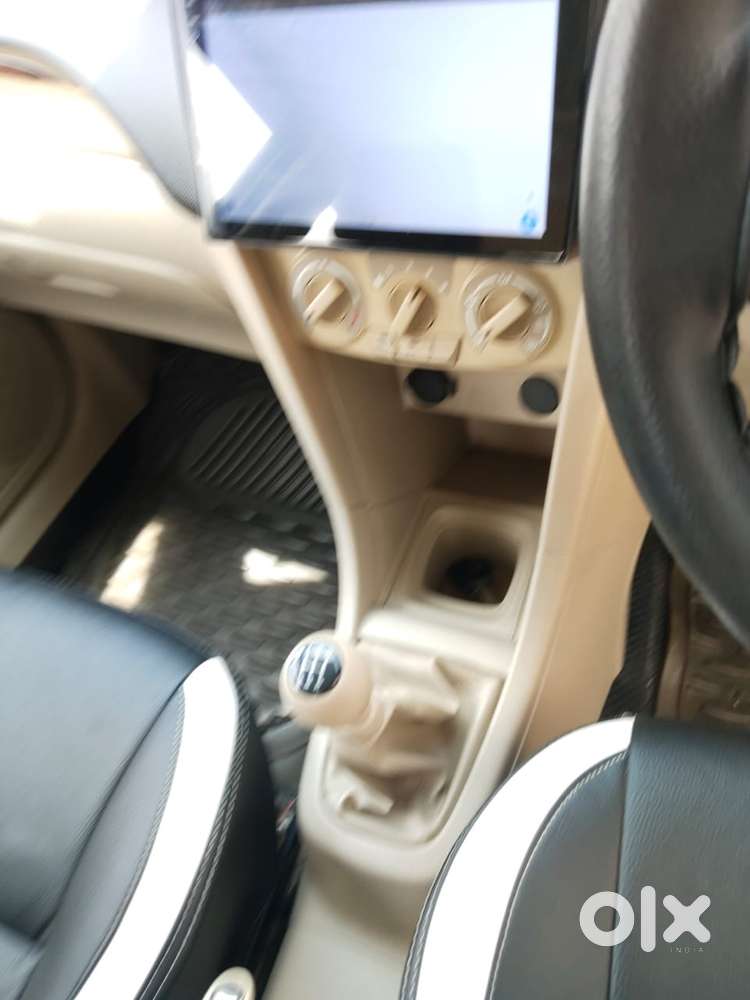 Maruti Suzuki Swift Dzire Vdi Bsiv, 2014, Diesel