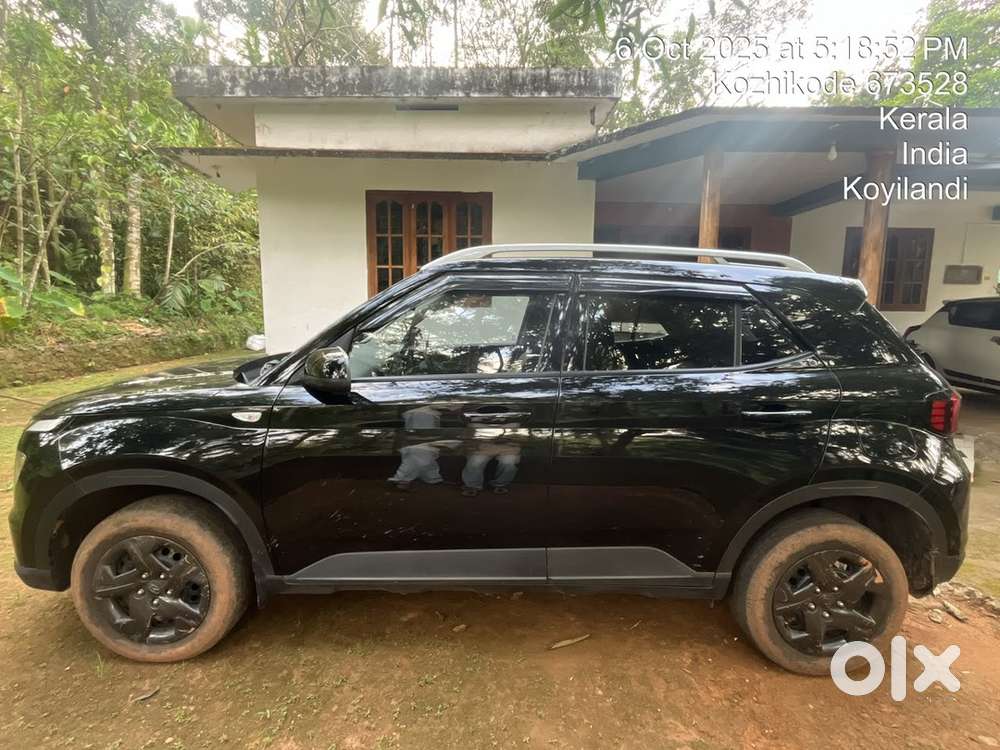 Hyundai Venue Petrol 2023