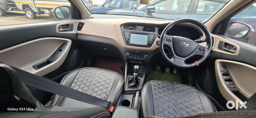 Hyundai I20 Petrol Asta Option, 2017, Petrol