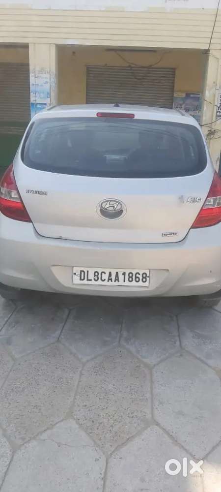Hyundai I20 Sportz 2011