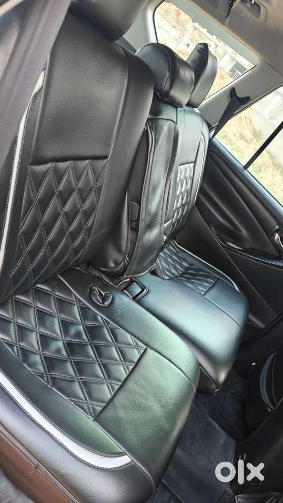 Toyota Innova Crysta 2.4 G Plus Mt 8s, 2019, Diesel