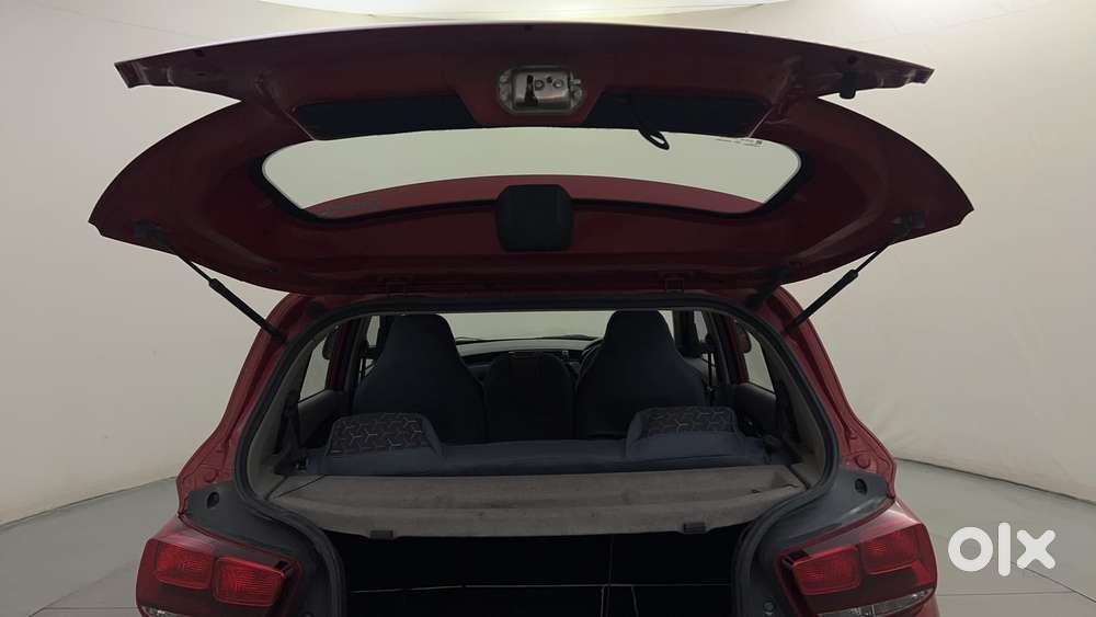 Mahindra Kuv 100 2016-2017 Mfalcon G80 K4, 2017, Petrol