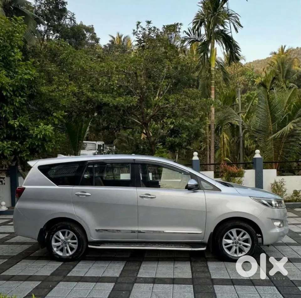 Toyota Innova Crysta, 2016, Diesel