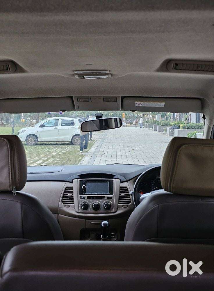 Toyota Innova 2.5 Gx 8 Str Bs-iii, 2016, Diesel
