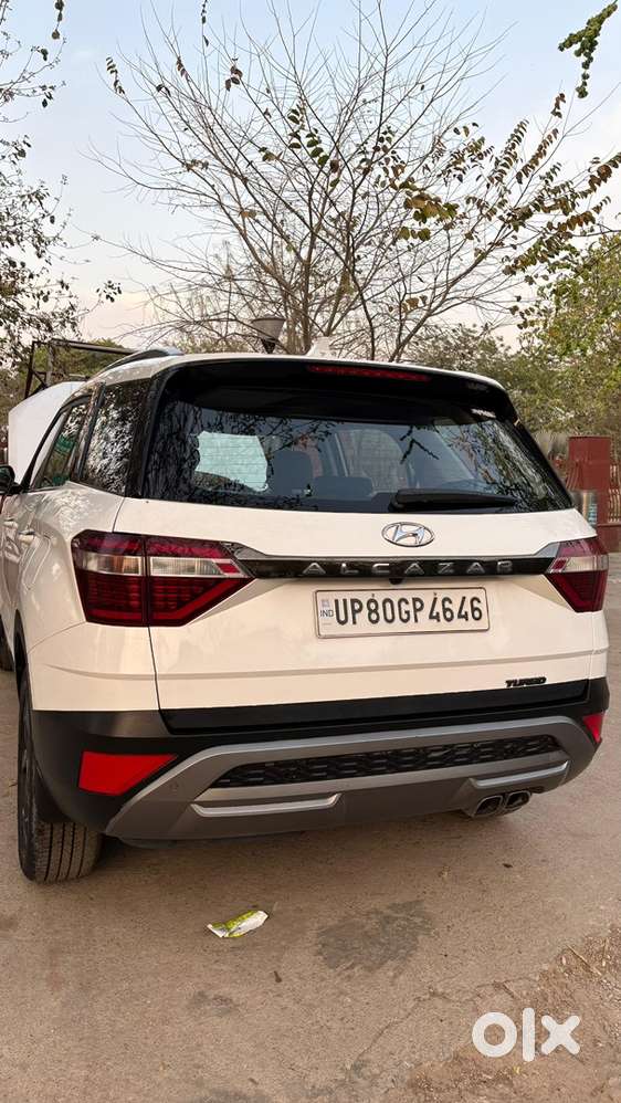 Hyundai Alcazar 2023 Diesel Well Maintained