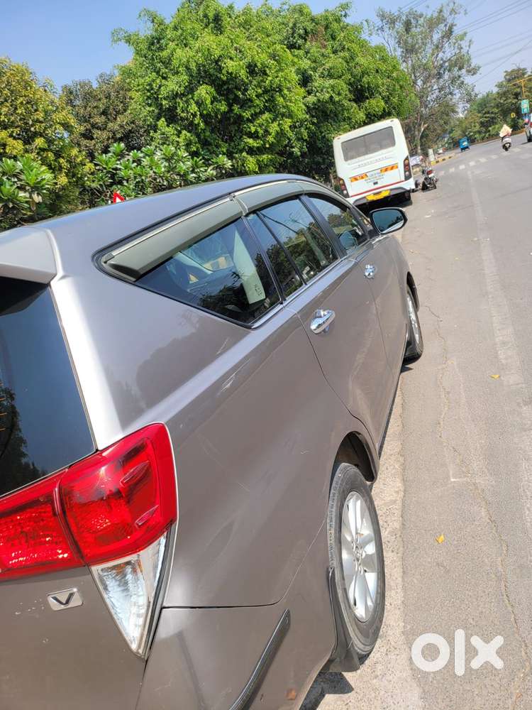 Toyota Innova Crysta 2.4 V 8 Str, 2018, Diesel