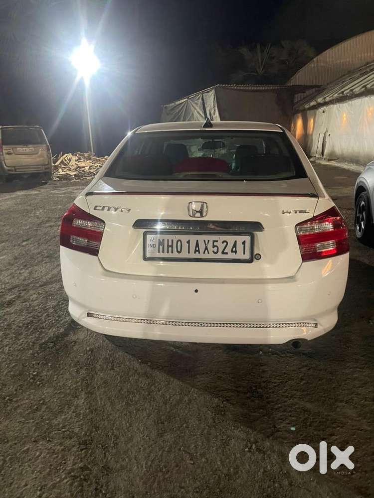 Honda City Ivtec Petrol Plus Cng 2011 White Colour Mint Condition