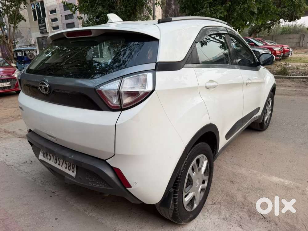 Tata Nexon 1.5 Revotorq Xt, 2018, Diesel
