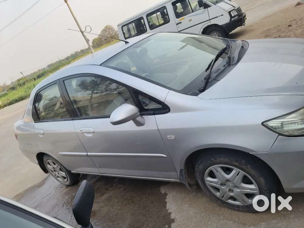 Honda City Zx 2006 Petrol Well Maintained