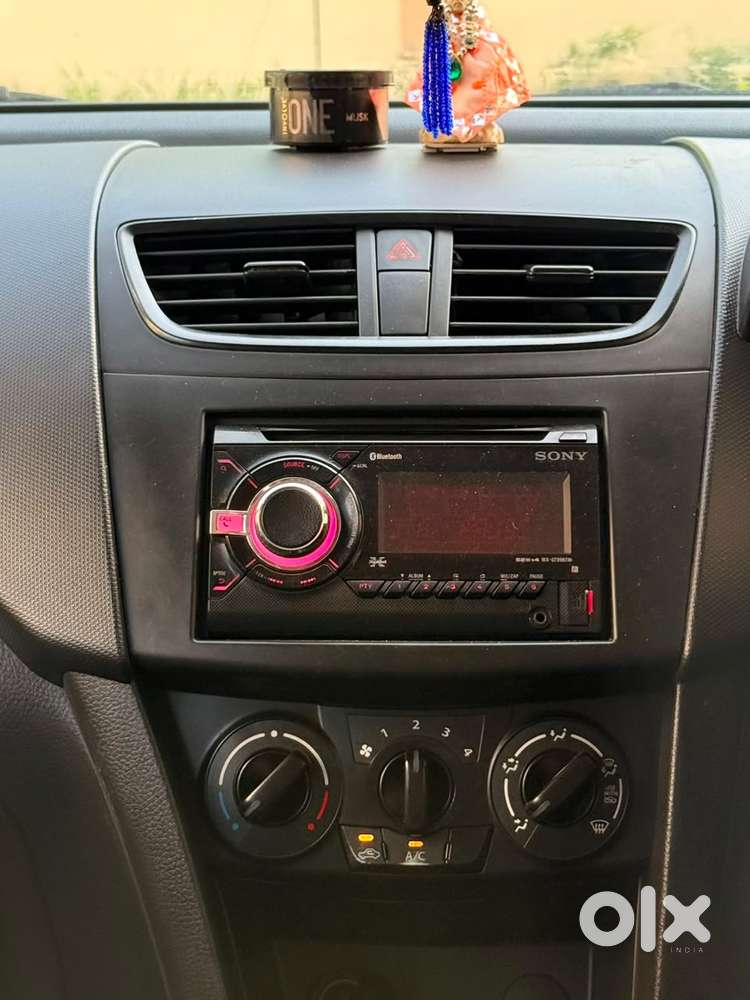 Maruti Suzuki Swift 1.2 Lxi (o), 2015, Petrol