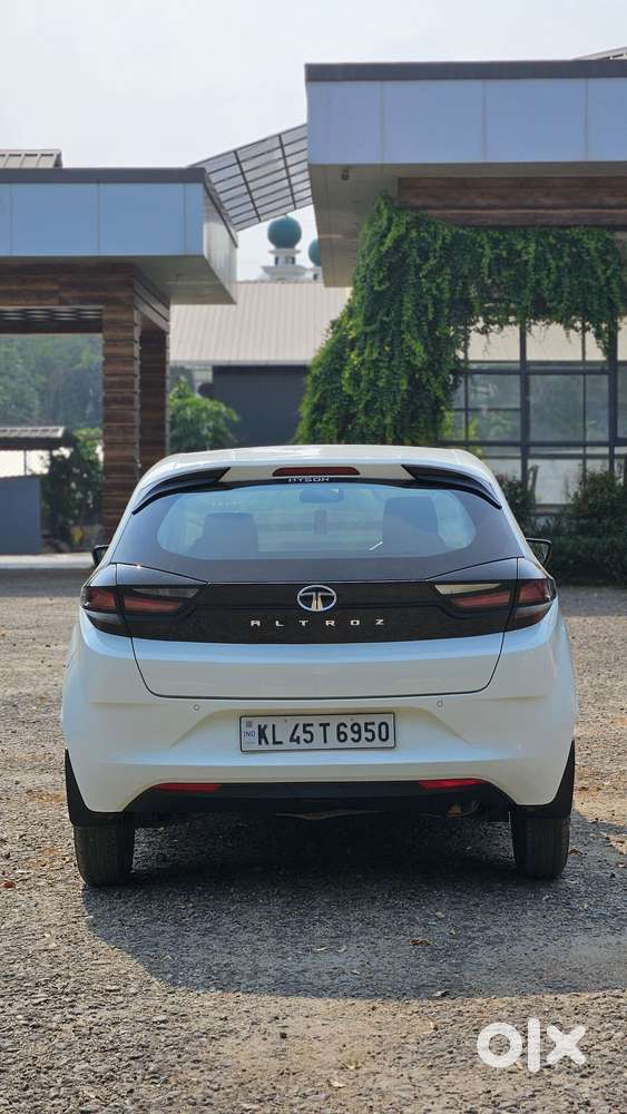 Tata Altroz 1.2 Xe, 2020, Petrol