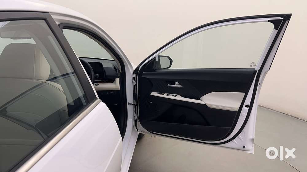 Hyundai Verna 1.5 Sx (o) Petrol Mt, 2024, Petrol