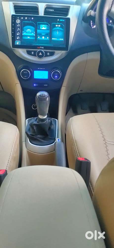 Hyundai Verna Fluidic 1.6 Crdi Sx Opt, 2013, Diesel