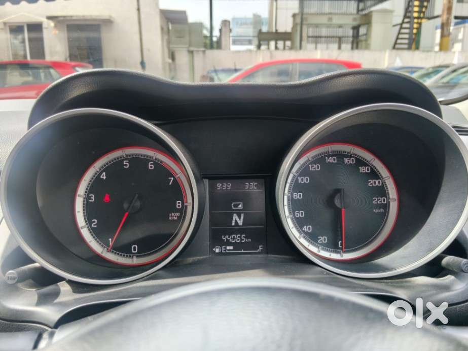 Maruti Suzuki Swift Amt Vvt Zxi, 2022, Petrol