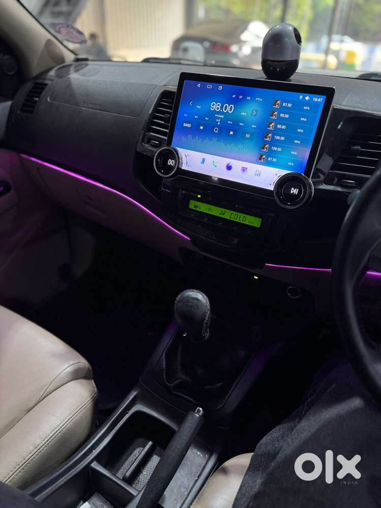 Toyota Fortuner 4x4 Manual Limited Edition, 2014, Diesel